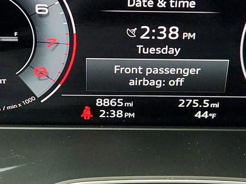 Used 2024 Audi Q5 2.0T Prestige w/ Prestige Package image 15