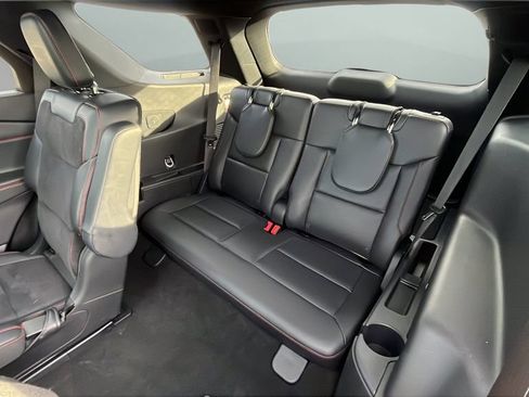 Used 2025 Ford Explorer ST AWD/4WD image 20
