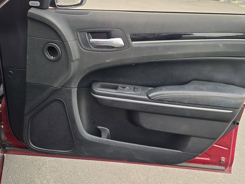 Used 2021 Chrysler 300 S image 27