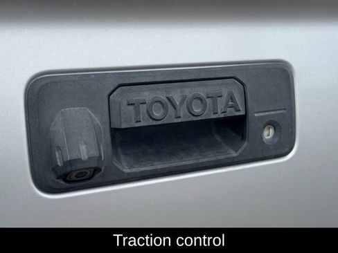 Used 2021 Toyota Tundra SR5 w/ SR5 Upgrade Package image 18