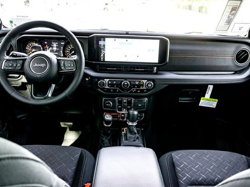 New 2025 Jeep Gladiator Mojave w/ Dual Top Group image 22