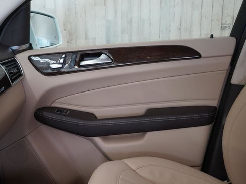 Used 2017 Mercedes-Benz GLE 350 4MATIC image 34