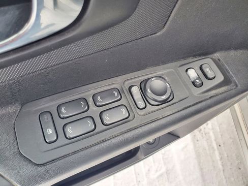 Used 2004 Cadillac CTS 3.6 w/ Preferred Equipment Group image 9