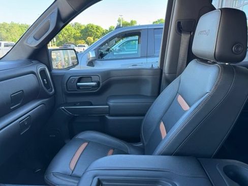 Used 2019 GMC Sierra 1500 AT4 w/ AT4 Premium Package AWD/4WD image 17