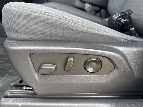 Used 2023 Chevrolet Silverado 1500 LT w/ All Star Edition Plus image 39