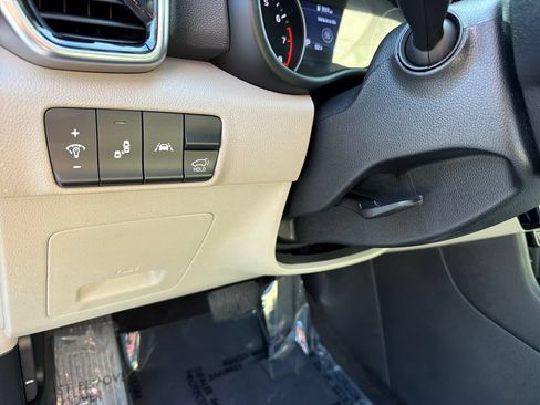 Used 2022 Kia Sportage EX w/ EX Technology Package FWD image 21