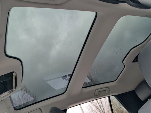 Used 2025 Lexus RZ 300e w/ Accessory Package (2T) image 19