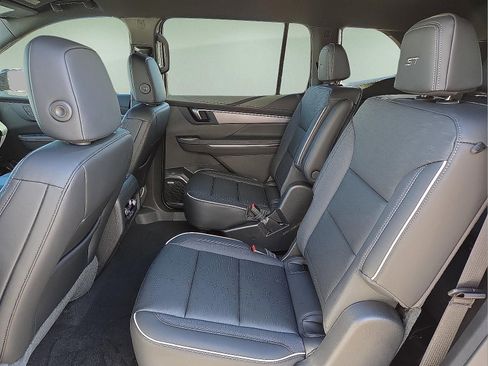 New 2026 Buick Enclave Sport Touring w/ Super Cruise Package FWD image 11
