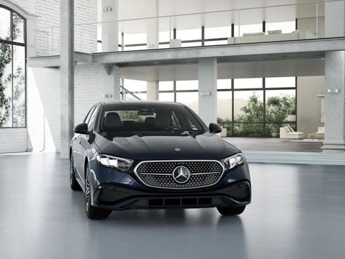 New 2026 Mercedes-Benz E 350 4MATIC Sedan image 8