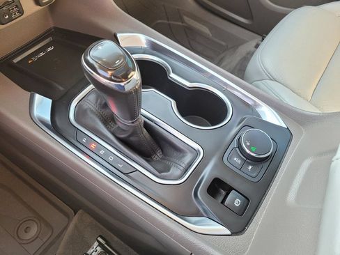 Used 2020 Chevrolet Traverse Premier w/ LPO, Floor Liner Package FWD image 30