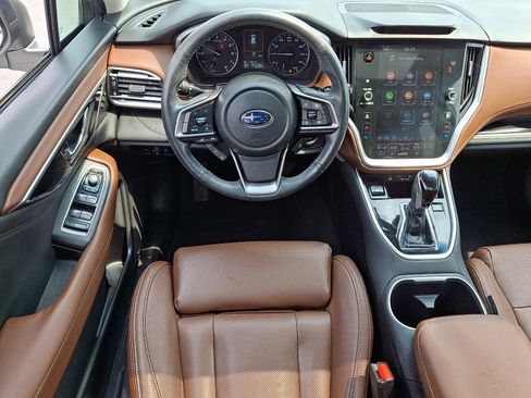 Used 2020 Subaru Outback Touring AWD/4WD image 12