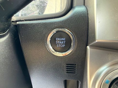Used 2020 Toyota 4Runner Limited AWD/4WD image 30