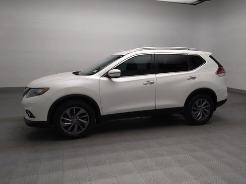 Used 2016 Nissan Rogue SL image 2