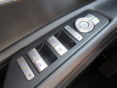 Used 2024 Genesis GV80 3.5T w/ Advanced Package image 20