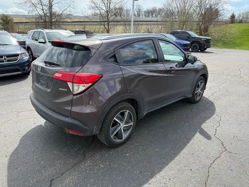 Used 2022 Honda HR-V EX image 3