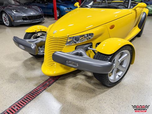 Used 1999 Plymouth Prowler RWD image 30
