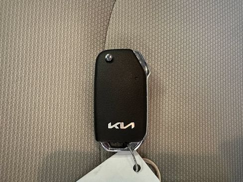 Used 2023 Kia Forte LXS FWD image 17