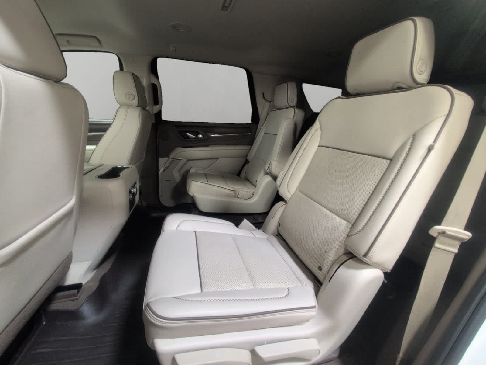 Used 2021 GMC Yukon Denali AWD/4WD image 13