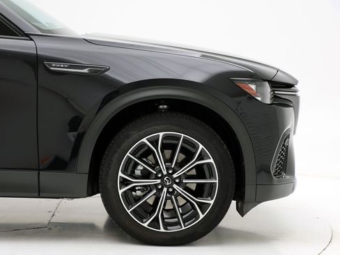 Used 2025 MAZDA CX-70 Plug-In Hybrid w/ Premium Plus image 4