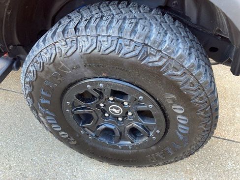 Used 2024 Ford Bronco Wildtrak image 23