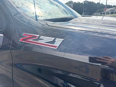 Used 2019 Chevrolet Silverado 1500 LT Trail Boss AWD/4WD image 5