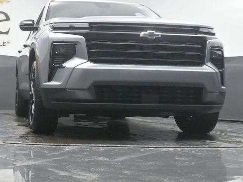 New 2026 Chevrolet Traverse LT w/ Midnight/Sport Edition image 3