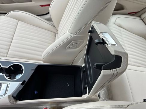 New 2026 Genesis G70 2.5T Prestige image 33