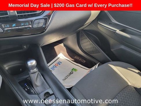 Used 2021 Toyota C-HR LE FWD image 24