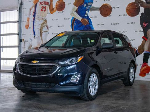 Used 2020 Chevrolet Equinox LS FWD image 20
