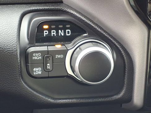 Certified 2024 RAM 2500 Big Horn w/ Night Edition AWD/4WD image 8