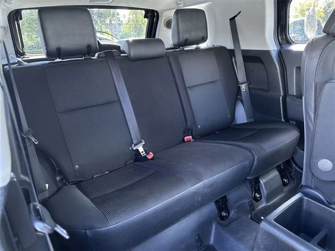 Used 2014 Toyota FJ Cruiser 4WD image 15