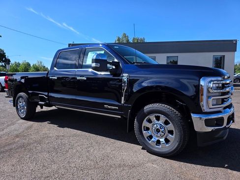 New 2025 Ford F350 Lariat w/ Lariat Ultimate Package image 39