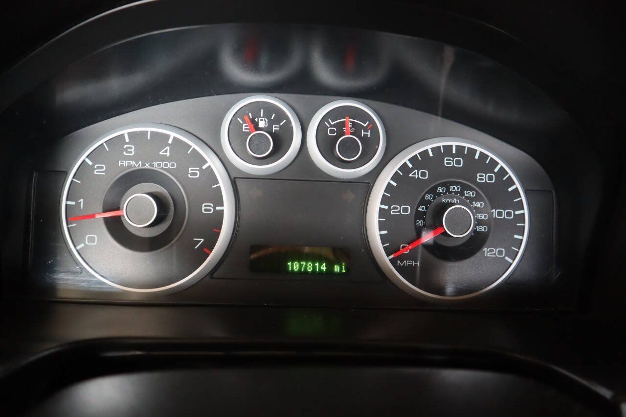 Used 2008 Ford Fusion SE FWD image 28