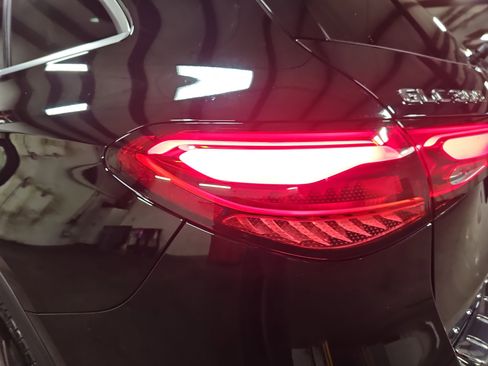 Certified 2024 Mercedes-Benz GLC 300 4MATIC image 36