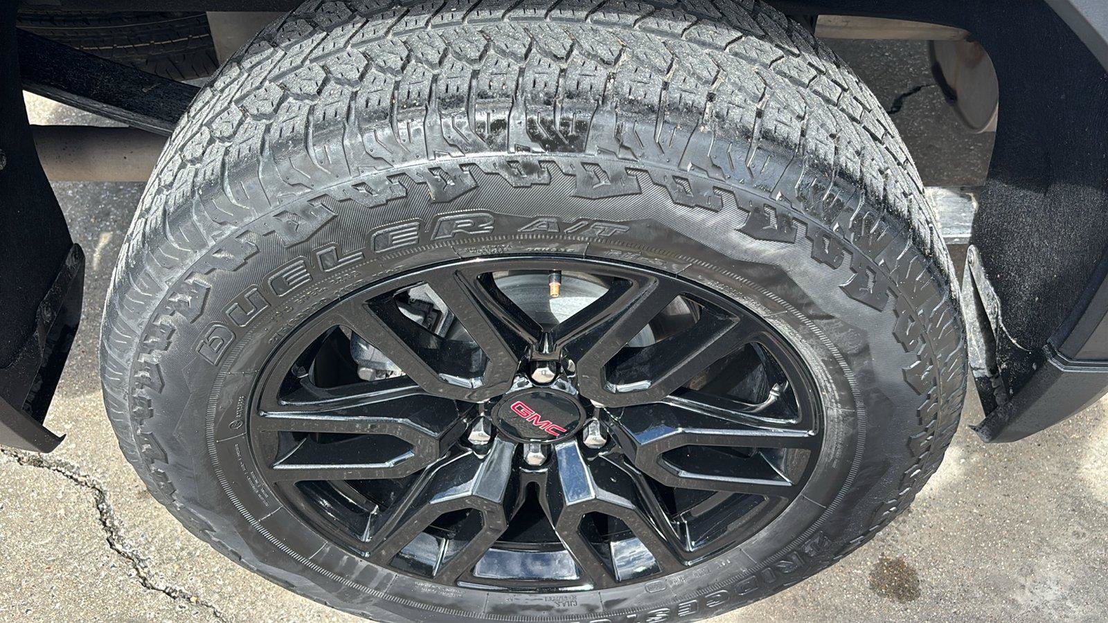 Certified 2024 GMC Sierra 1500 Elevation w/ X31 Off-Road Package AWD/4WD image 12