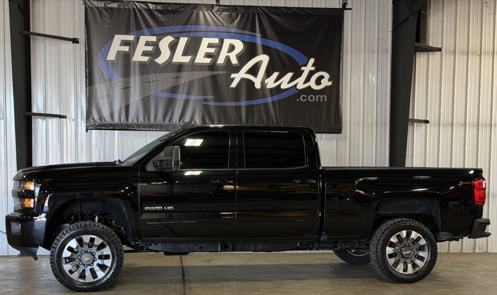 Used 2016 Chevrolet Silverado 2500 LT w/ Midnight Edition AWD/4WD image 35