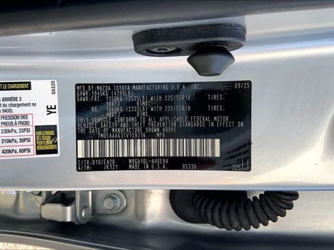 Used 2026 Toyota Corolla Cross XLE FWD image 35