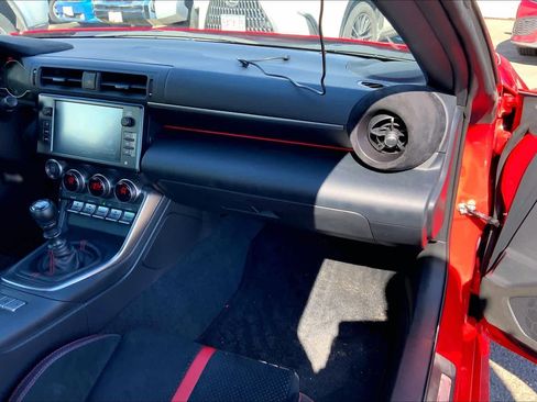 Used 2023 Subaru BRZ Limited image 19