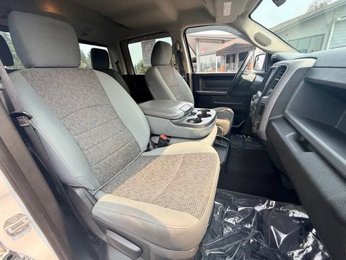 Used 2019 RAM 1500 Tradesman w/ SXT Plus Group AWD/4WD image 31