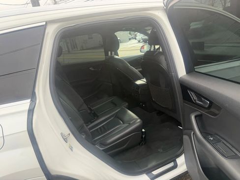 Used 2019 Audi Q7 3.0T Premium w/ Convenience Package image 29