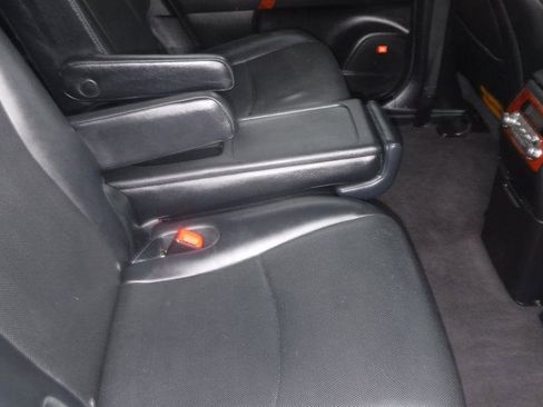 Used 2013 Toyota Highlander Limited image 29