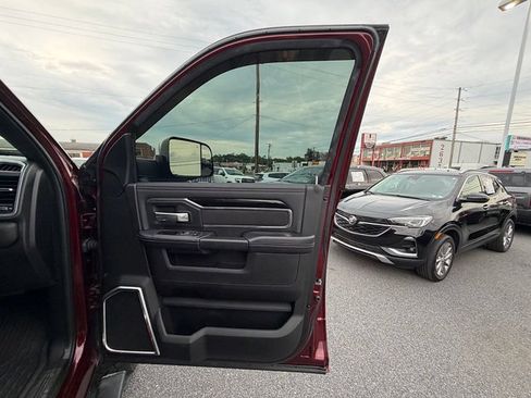 Used 2021 RAM 2500 Laramie w/ Night Edition AWD/4WD image 29