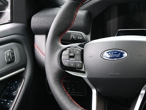 New 2026 Ford Explorer ST-Line w/ ST-Line Street Pack image 30
