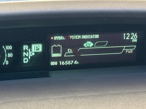 Used 2013 Toyota Prius Five FWD image 3