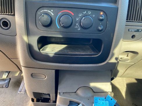 Used 2005 Dodge Ram 2500 Truck SLT w/ Trailer Tow Group AWD/4WD image 16