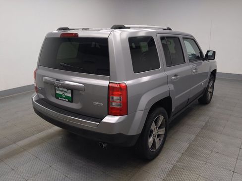 Used 2017 Jeep Patriot High Altitude AWD/4WD image 9