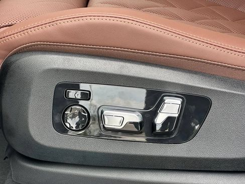 New 2026 BMW X5 xDrive40i w/ Premium Package AWD/4WD image 12