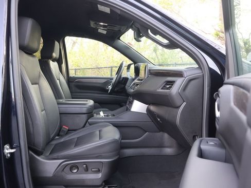Certified 2024 Chevrolet Suburban Z71 w/ Off-Road Capability Package AWD/4WD image 40