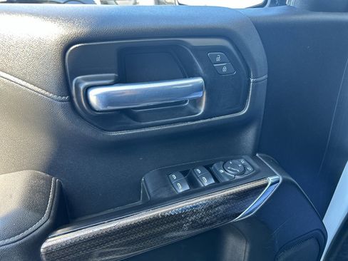Used 2021 Chevrolet Silverado 1500 LT image 17