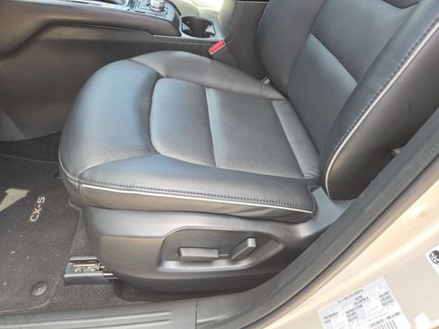 Used 2025 MAZDA CX-5 AWD 2.5 S w/ Select Package image 14